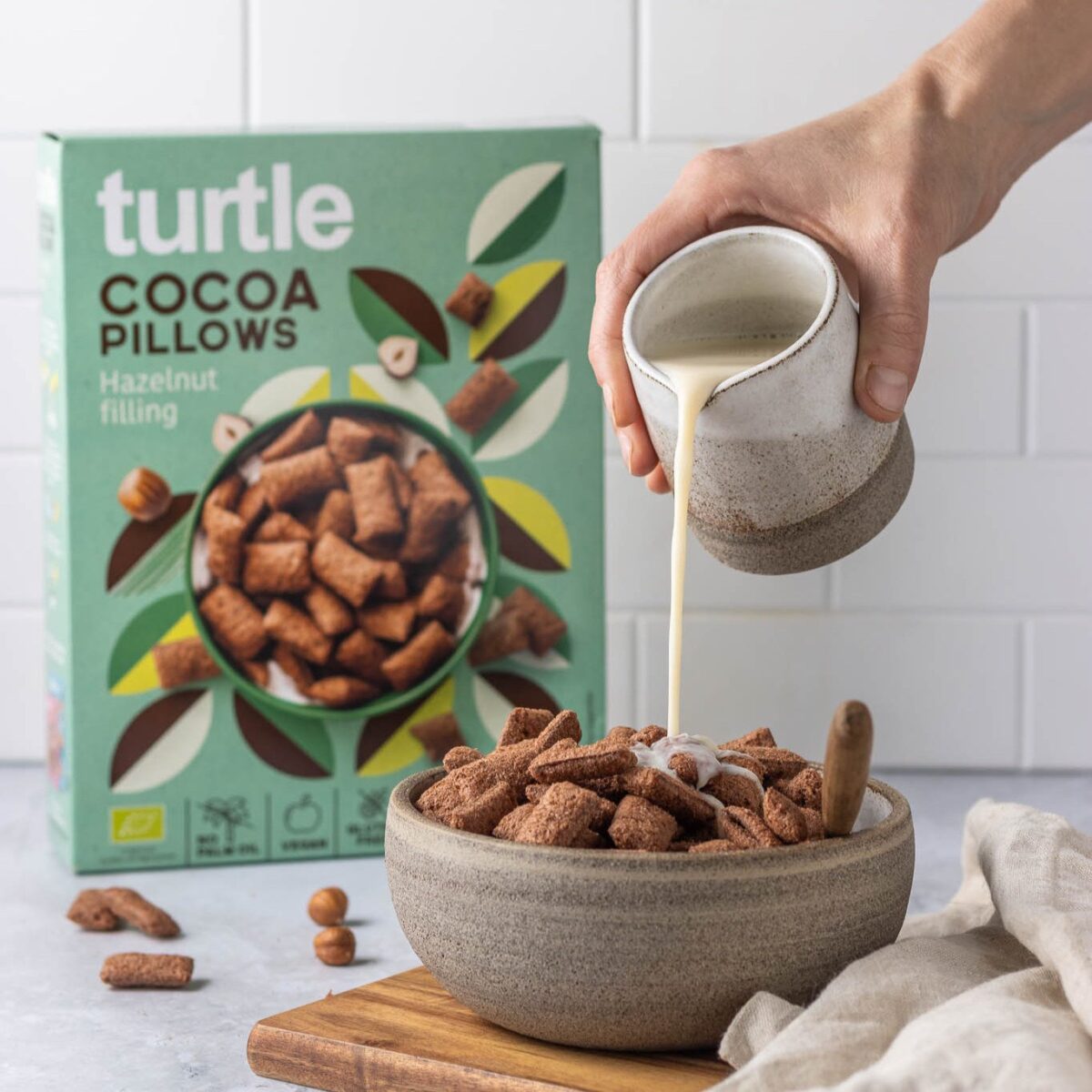 Turtle, Cocoa Pillows Hazelnut filling (300 g) - Image 1