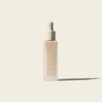 Uoga Uoga, Mineral Serum Foundation With Hyaluronic Acid & Vitamin C, SPF20 (30 ml) - Drifting Flowers 683
